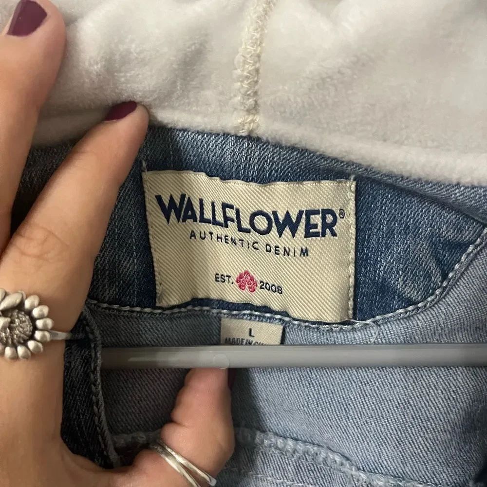Fleece lined jean jacket - Picture 3 of 3